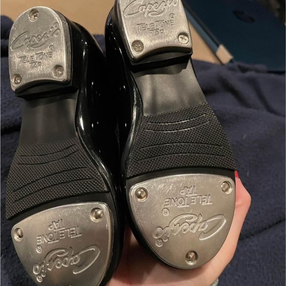 EUC Capezio black tap shoes size 8.5w - Picture 2 of 2